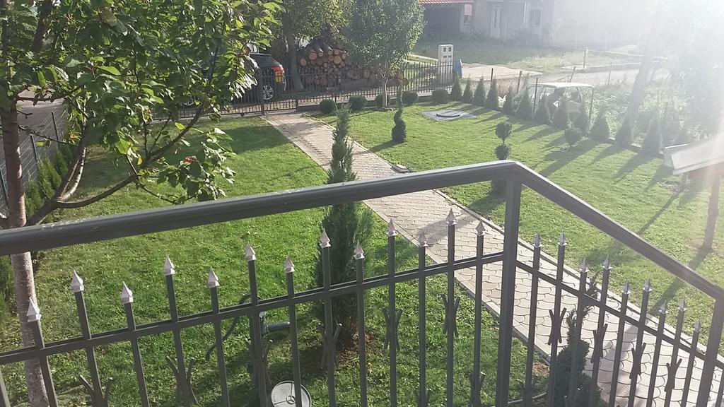Apartments "Predah Kod Baraca" Ni Eksteriør billede