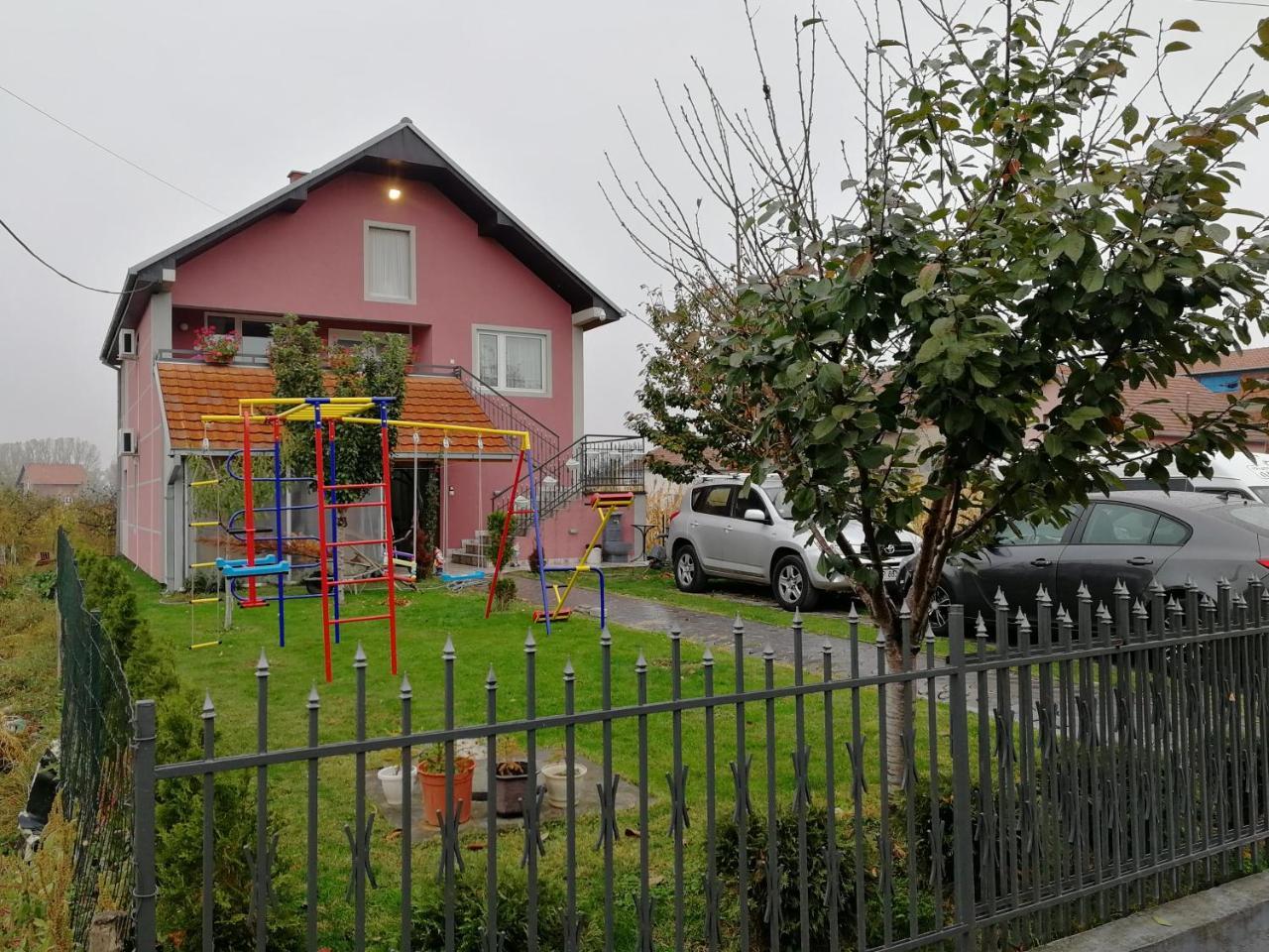 Apartments "Predah Kod Baraca" Ni Eksteriør billede