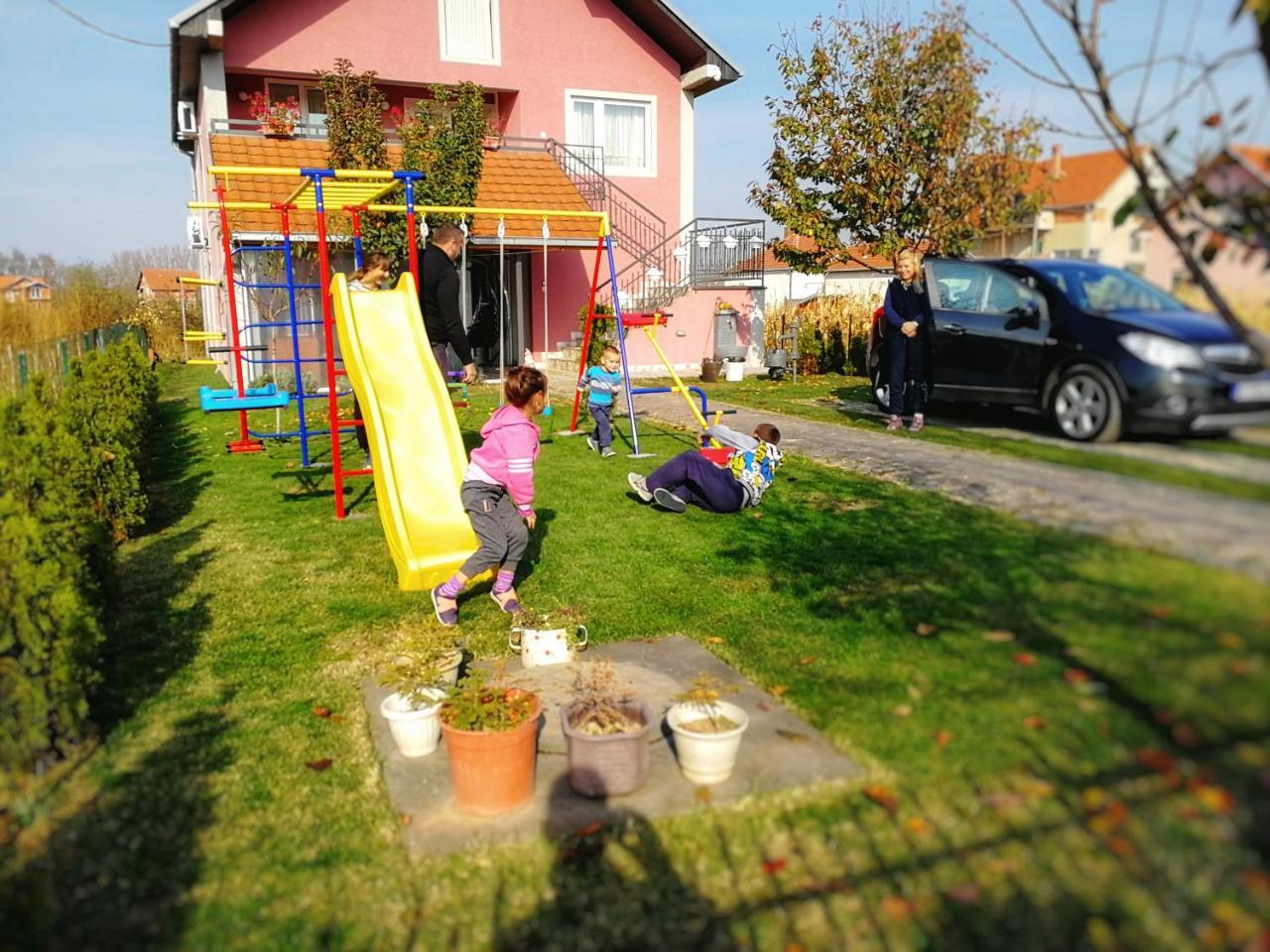 Apartments "Predah Kod Baraca" Ni Eksteriør billede